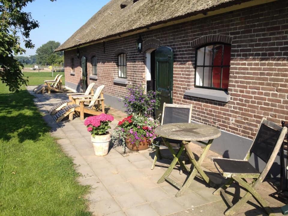 De Aze Bed & Breakfast Terwolde Bagian luar foto